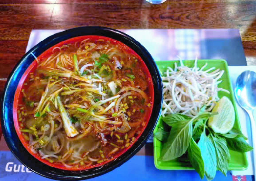 211. Bún Bò Huế - Suppe